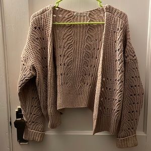 Moon & Madison cream sweater